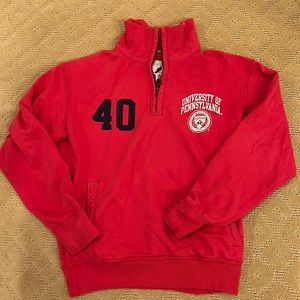 Collegiate Vintage-look red Univ of Pennsylvania cozy sweatshirt. Size S